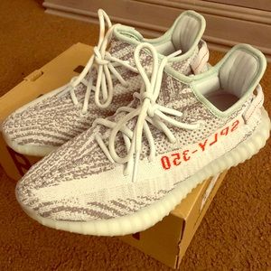 Yeezy boost 350 V2
